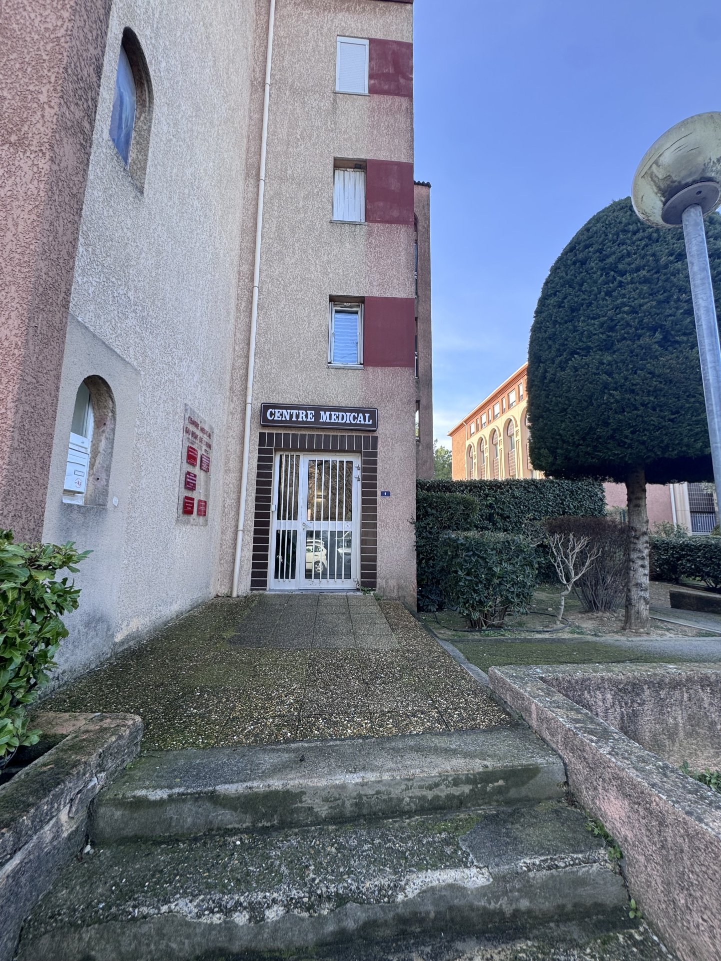 photo_8a1911d8f96e1431ee229a3dcbe493f1-105893-0.jpg AIX JAS DE BOUFFAN – Local professionnel