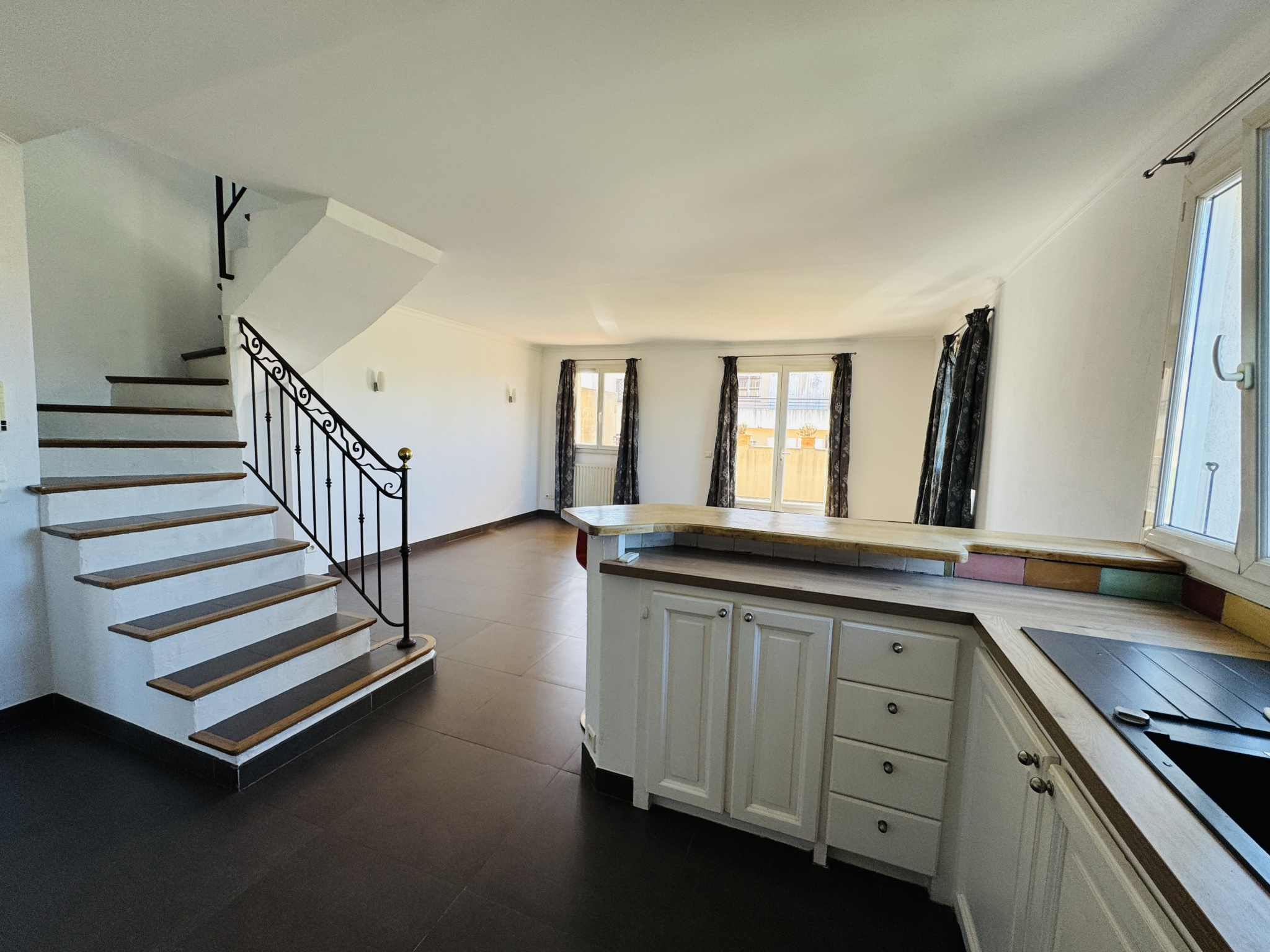 T4 DUPLEX TERRASSE GARAGE QUARTIER AXIUM