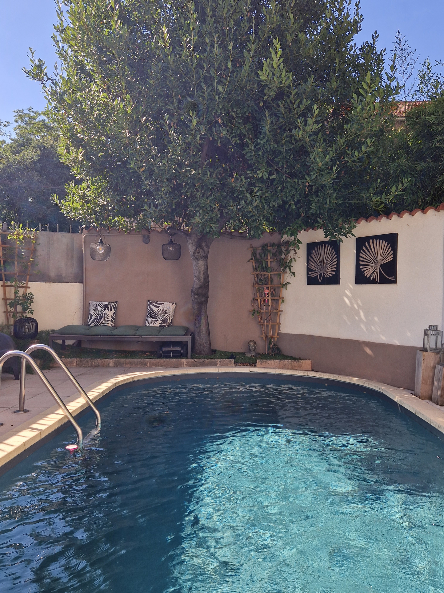 Appt T6 de 200 M2 Terrasse + piscine Quartier Danton !