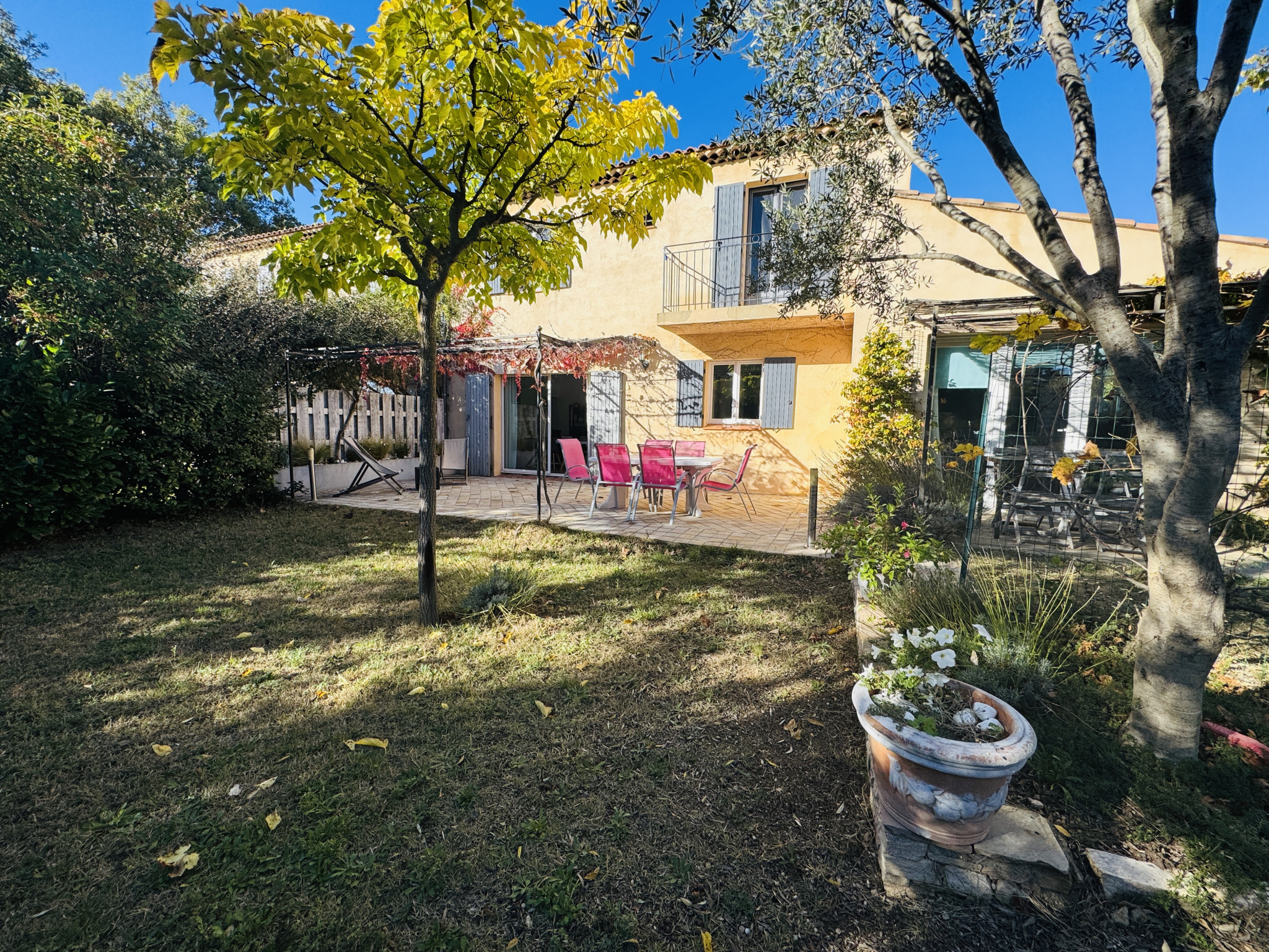 photo_5b34a5497efefac64225db714a7a43df-106284-0.jpg PUYRICARD MAISON 125 m2 jardin calme absolu