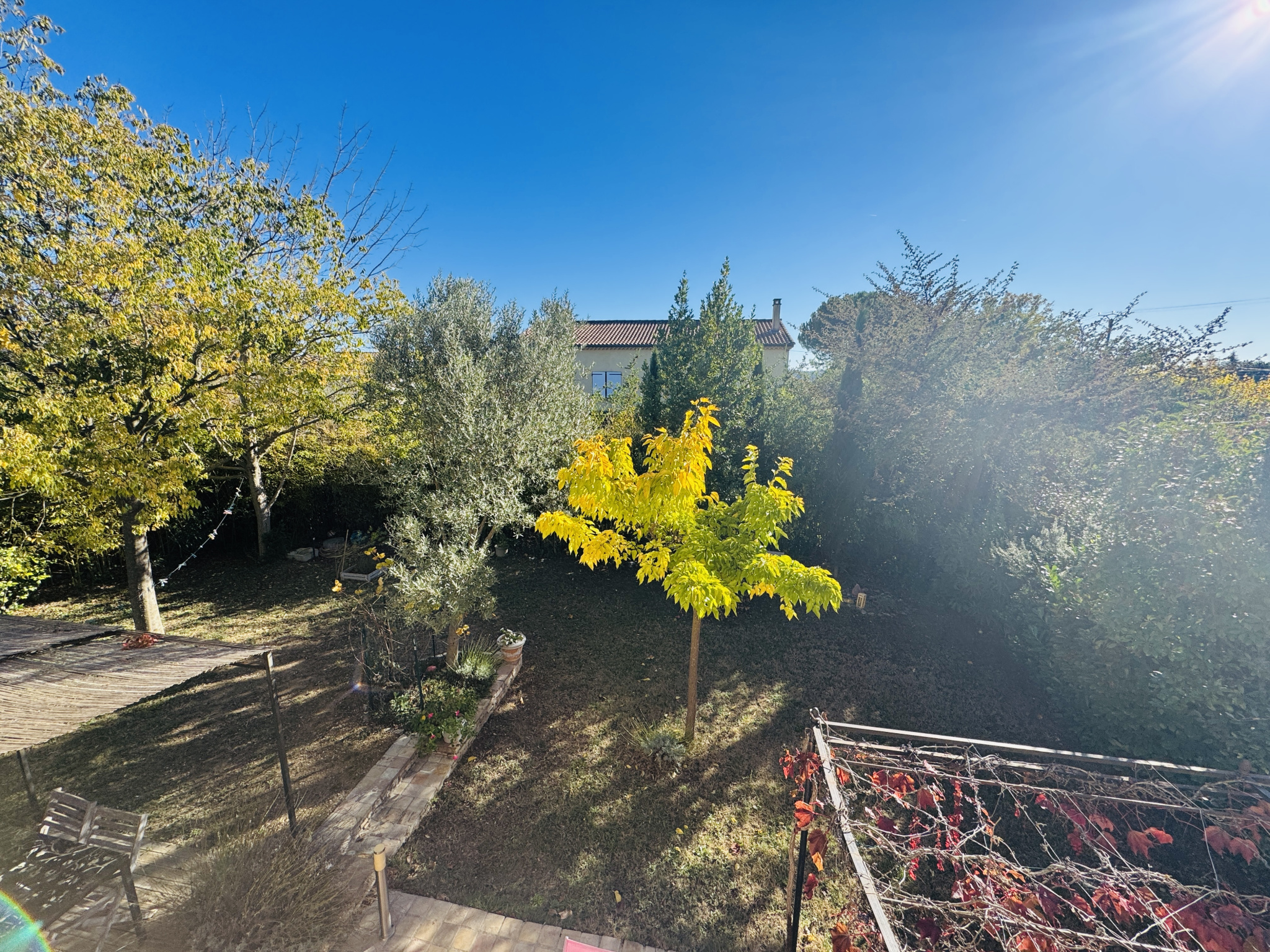 photo_63fbafbbefeb0e9c245d0c03e2d675a8-106284-0.jpg PUYRICARD MAISON 125 m2 jardin calme absolu