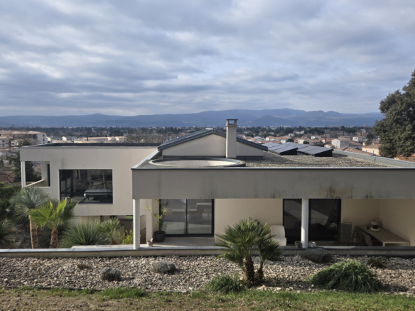 Maison T6 de 220 m2 Vue Panoramique   Ardèche