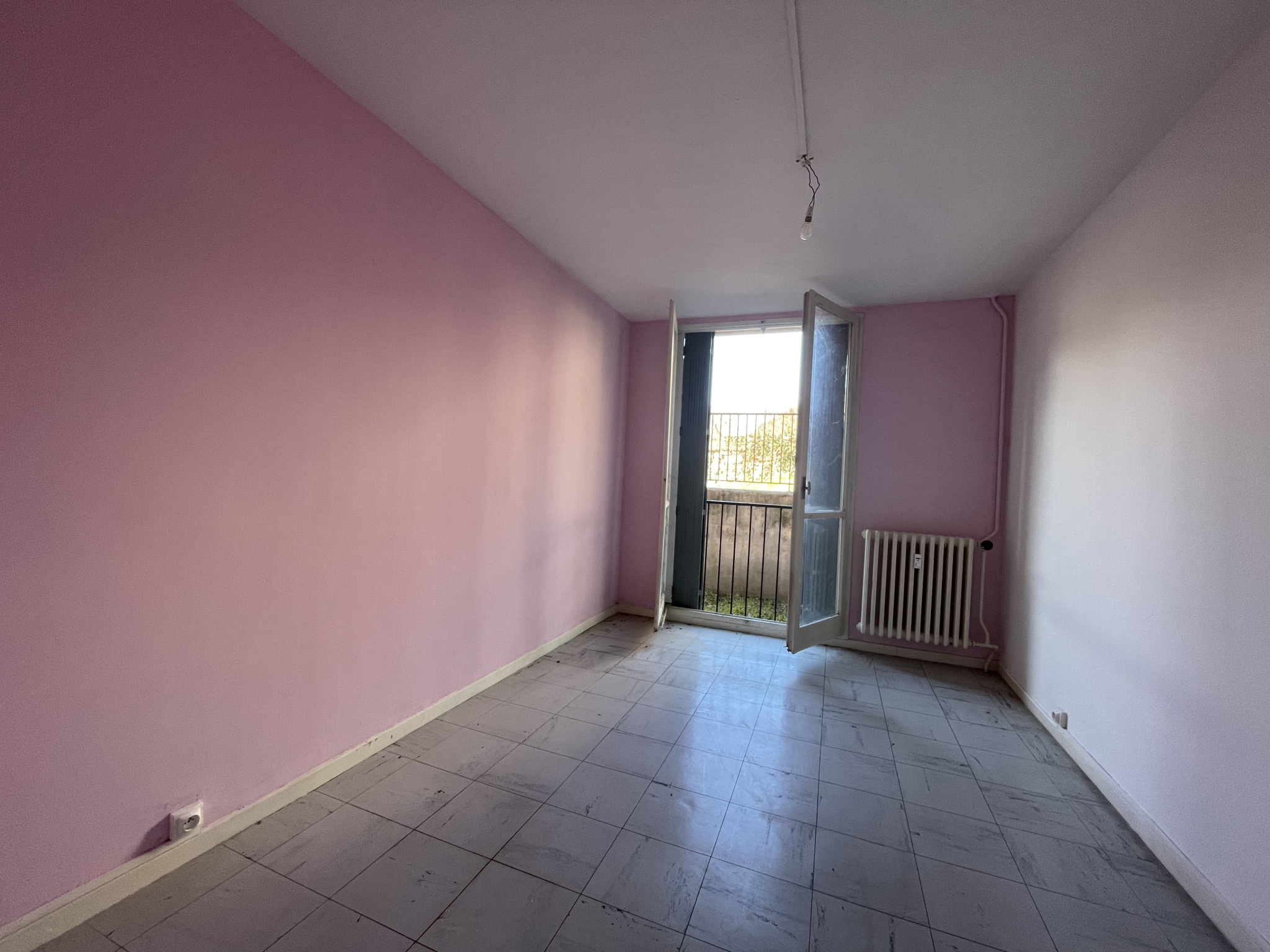 DIGNE LES BAINS : Grand T2