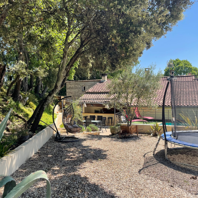780