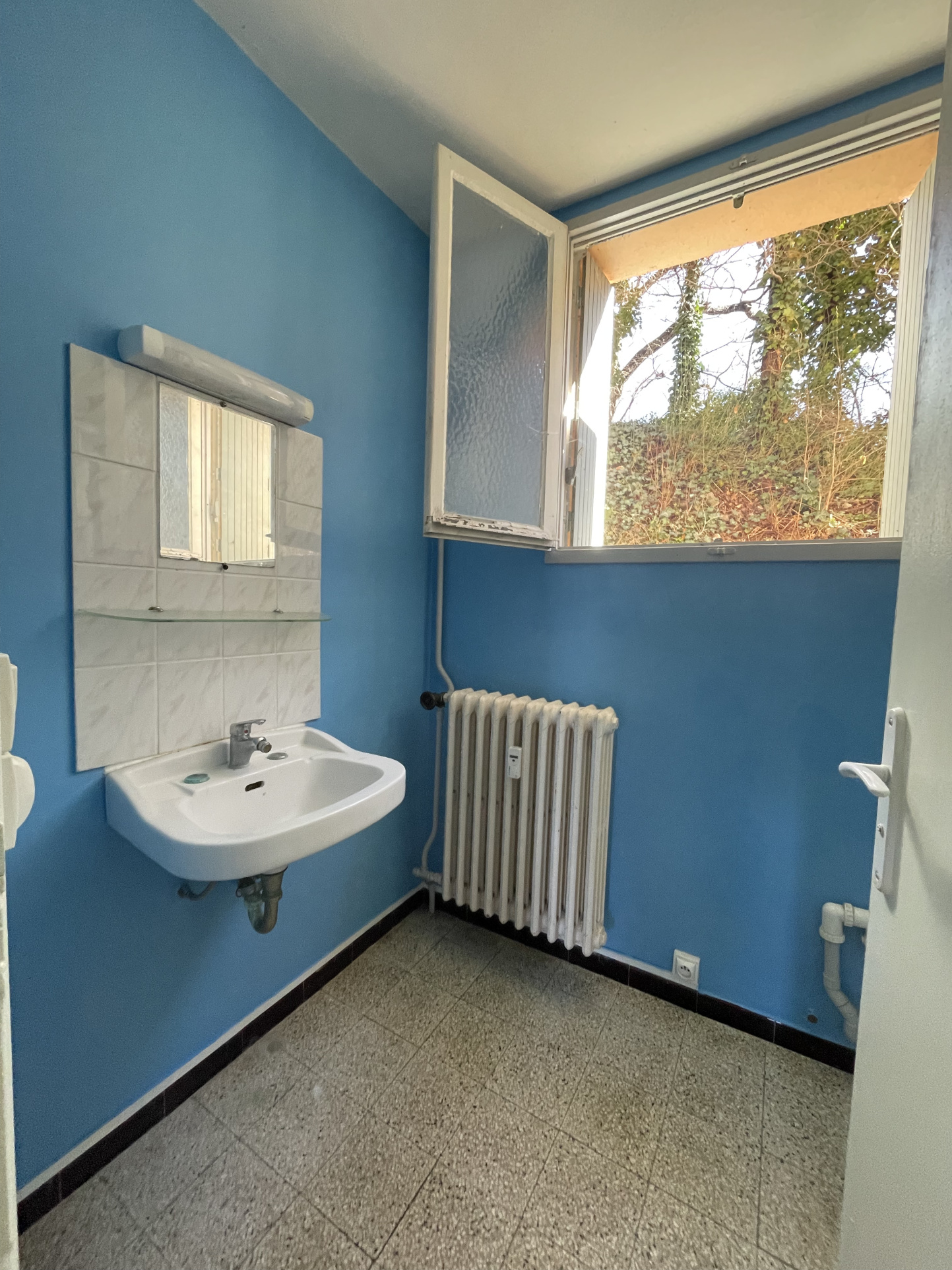 DIGNE LES BAINS : Grand T2