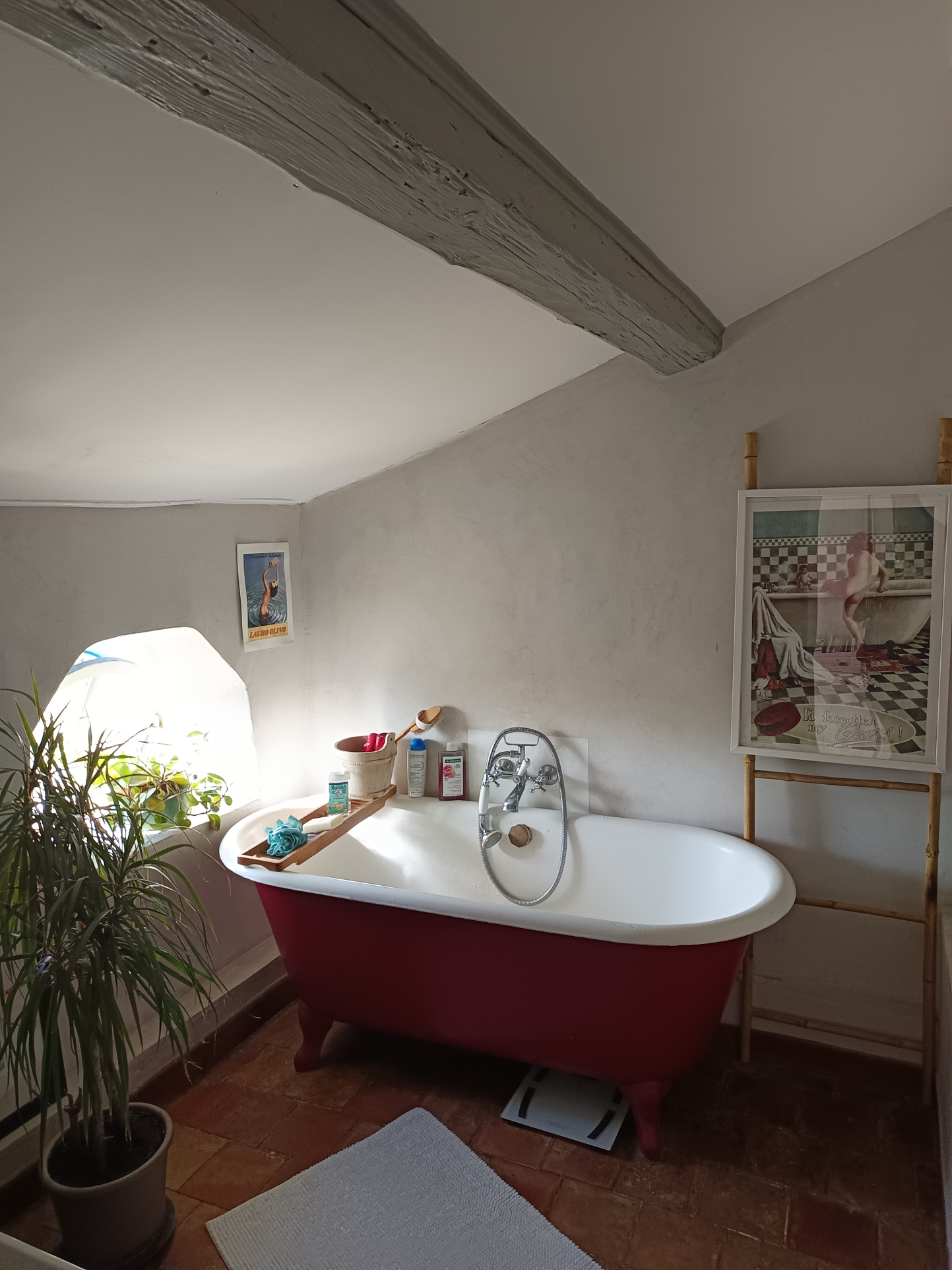 MAISON DE VILLAGE 153m2 / 13790 PEYNIER
