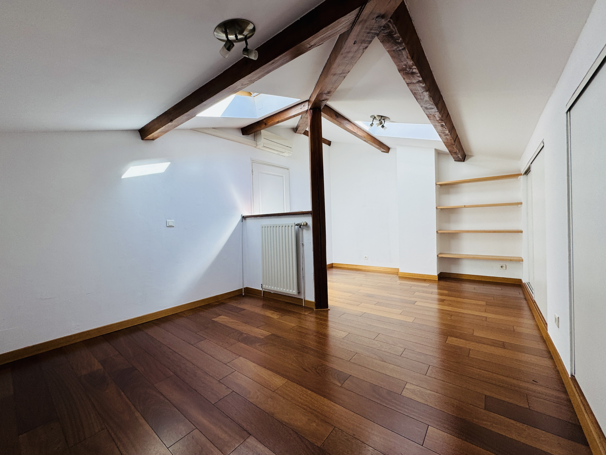 T4 DUPLEX TERRASSE GARAGE QUARTIER AXIUM