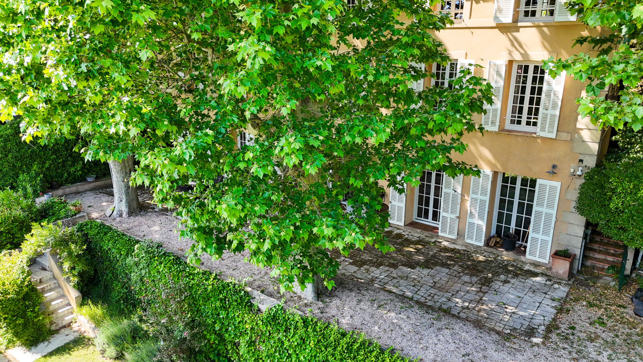 Aix-en-Provence : Appartement d’exception de 185 m2 avec pis