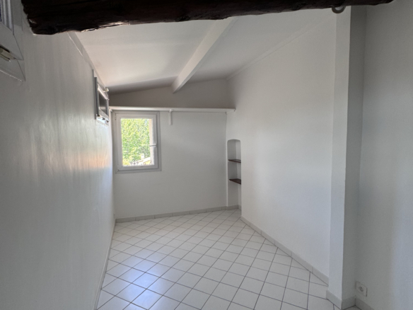 AIX QUARTIER DES THERMES – Studio