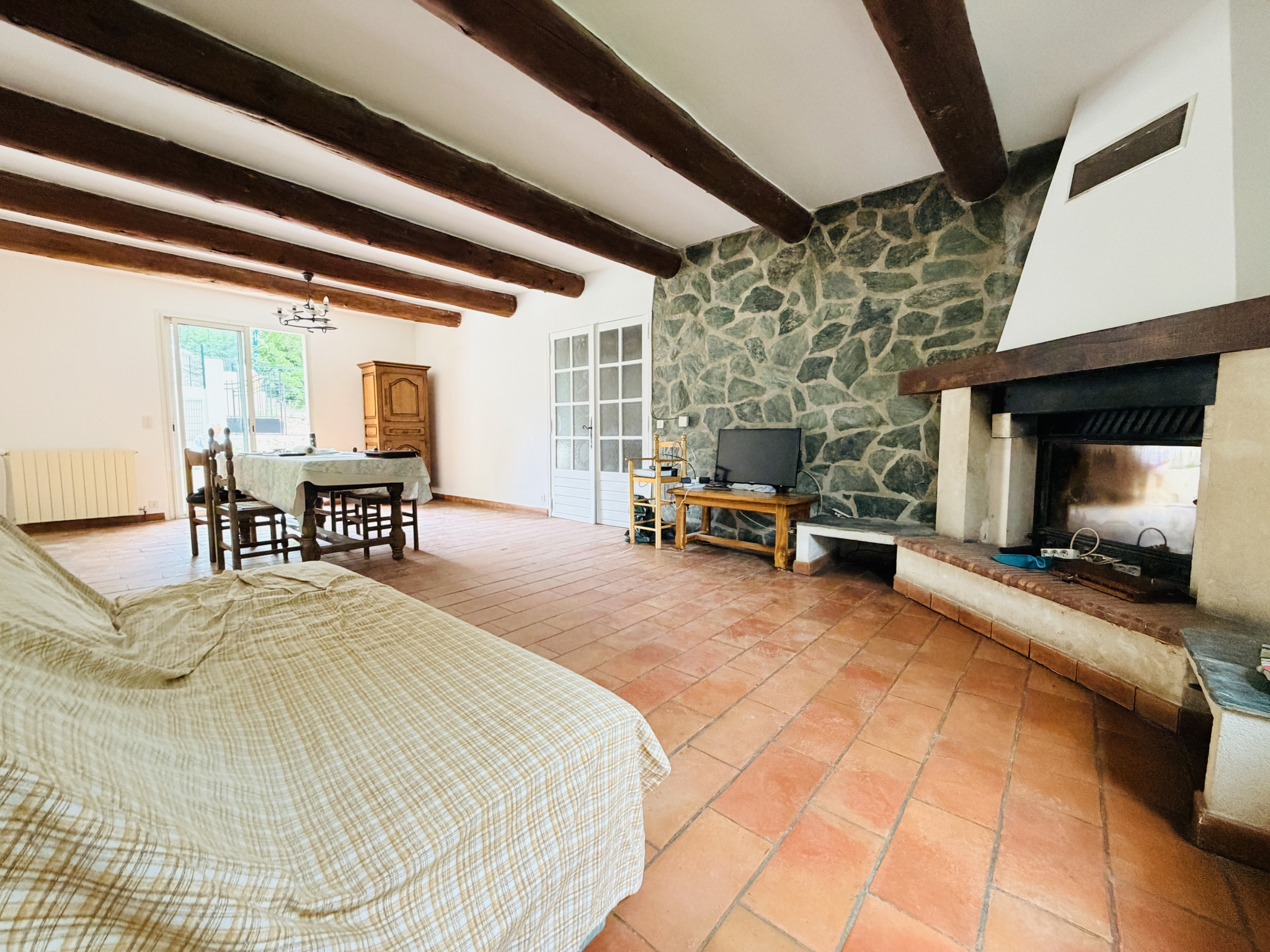 photo_668f79c5801c64085d6c81d897a3ba45-106607-0.jpg Gréasque – Maison familiale avec piscine