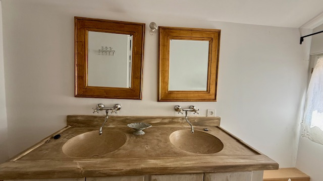 640