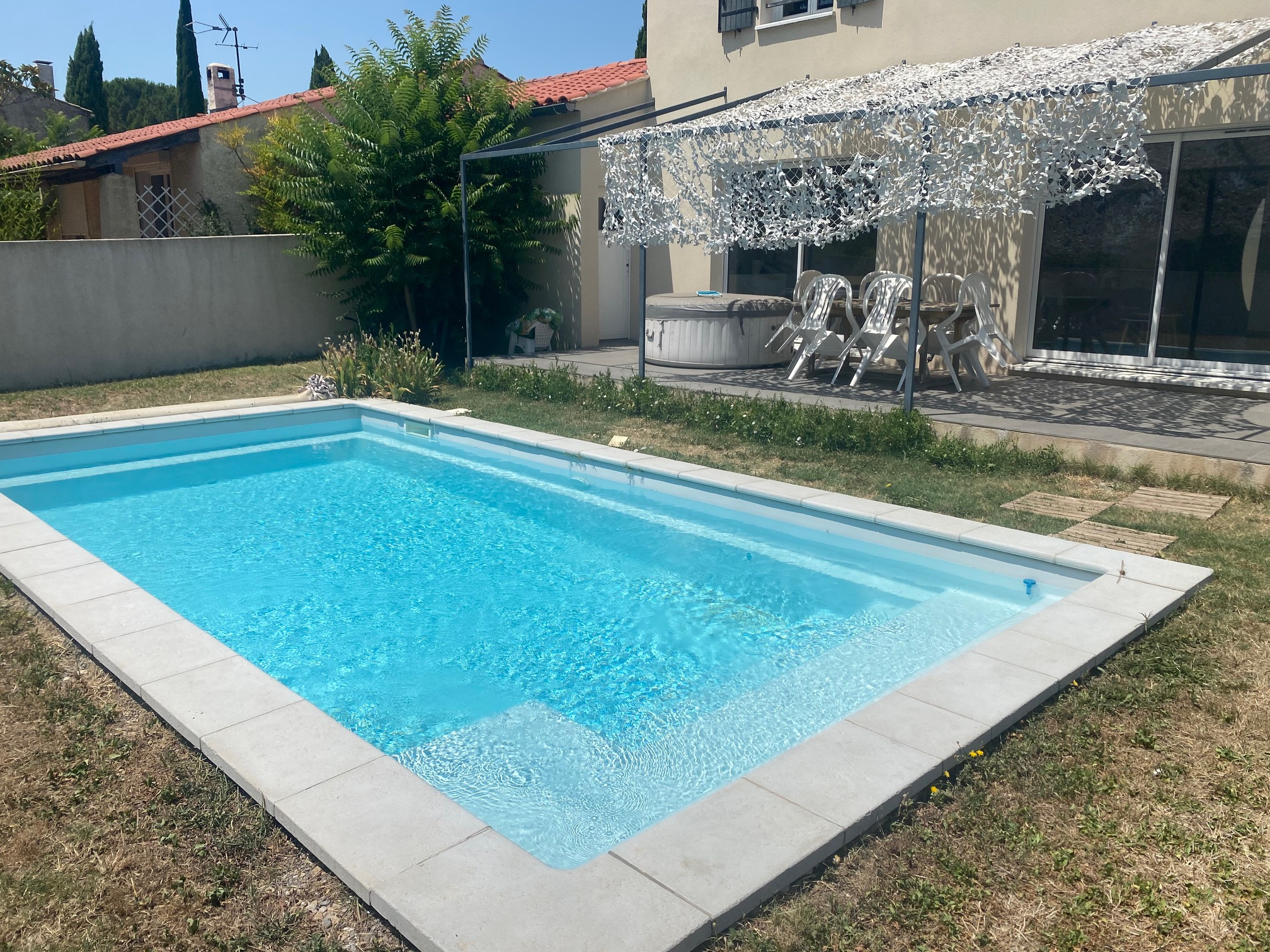 photo_e4b58e49c73f50cc6b3e58249a338ce0-106959-0.jpg JOLIE VILLA RECENTE T4 AVEC GARAGE ET PISCINE DANS QUARTIER
