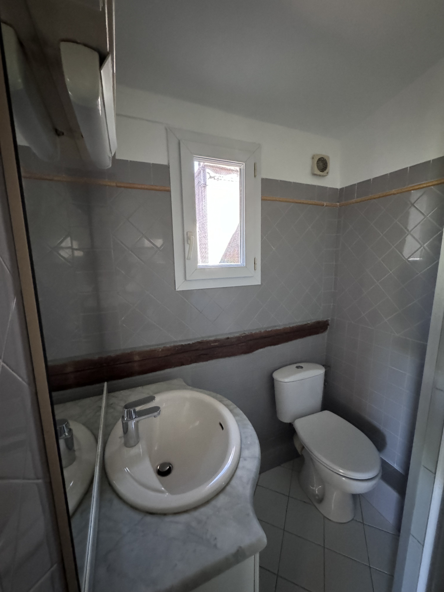 AIX QUARTIER DES THERMES – Studio