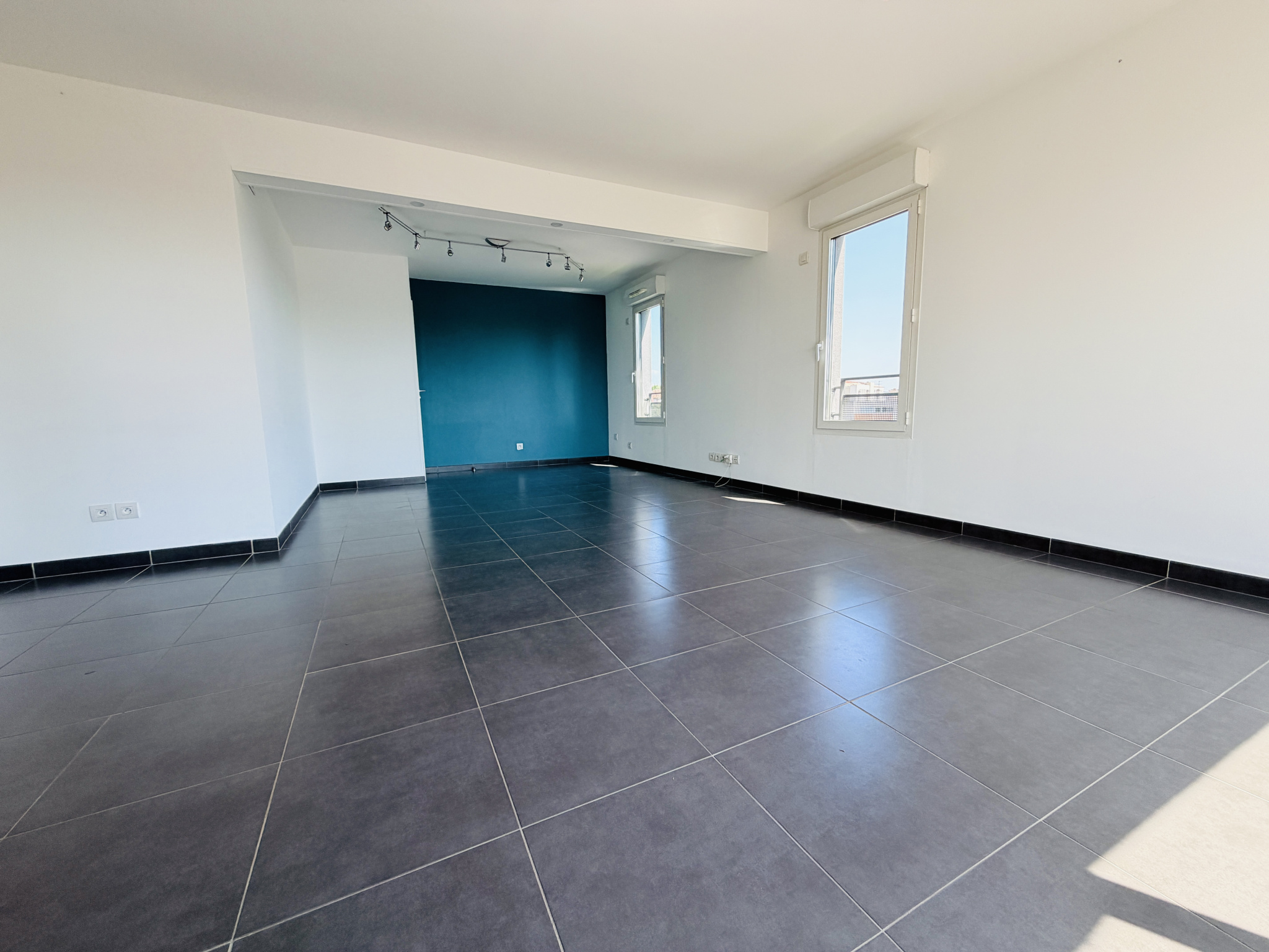 T4 dernier étage – Terrasse – Garage double – 106m2