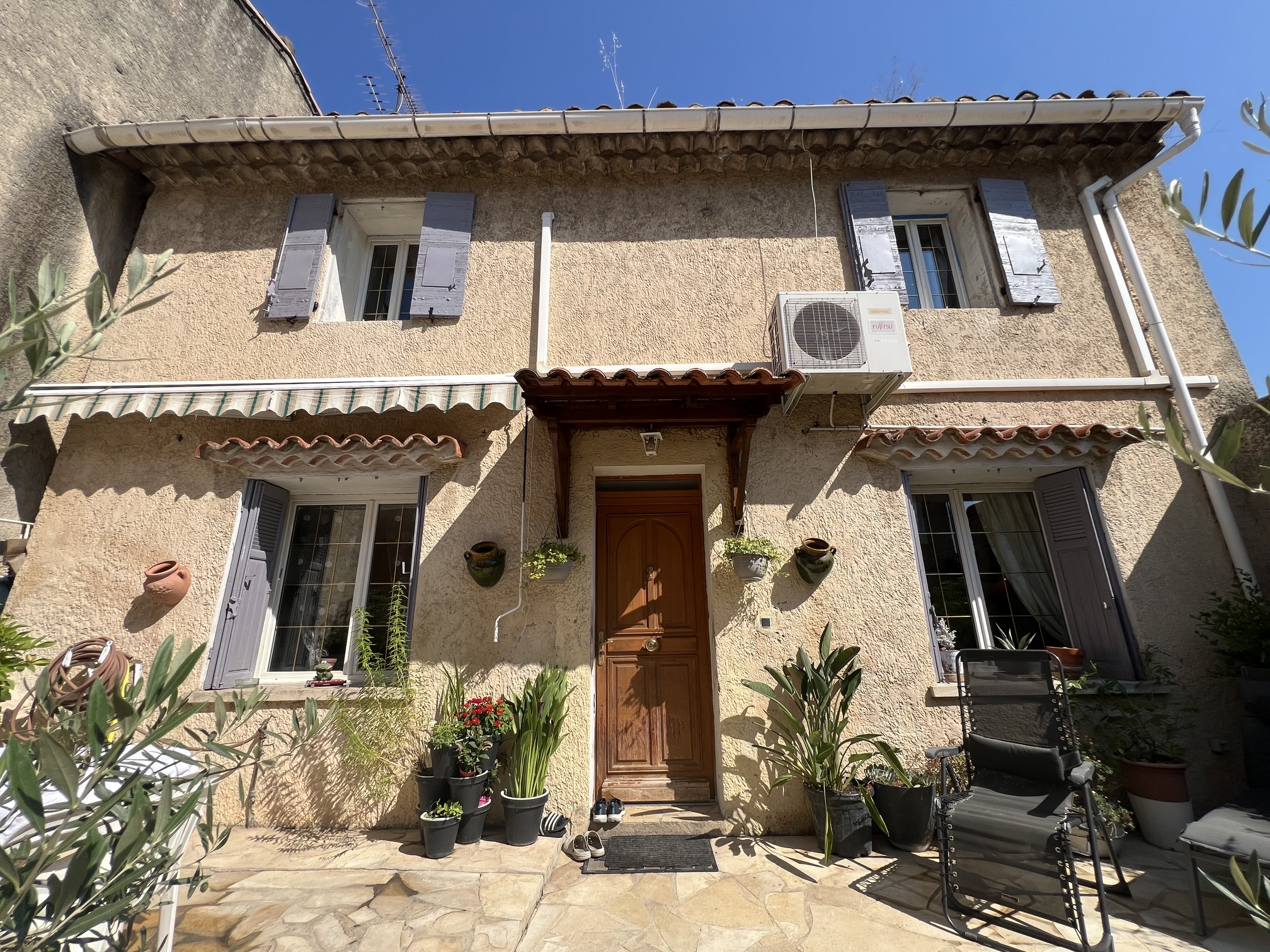photo_6bb7e9bba2aa597ee44e67cee37549ba-107144-0.jpg CABRIES : Charmante maison de village avec terrasse