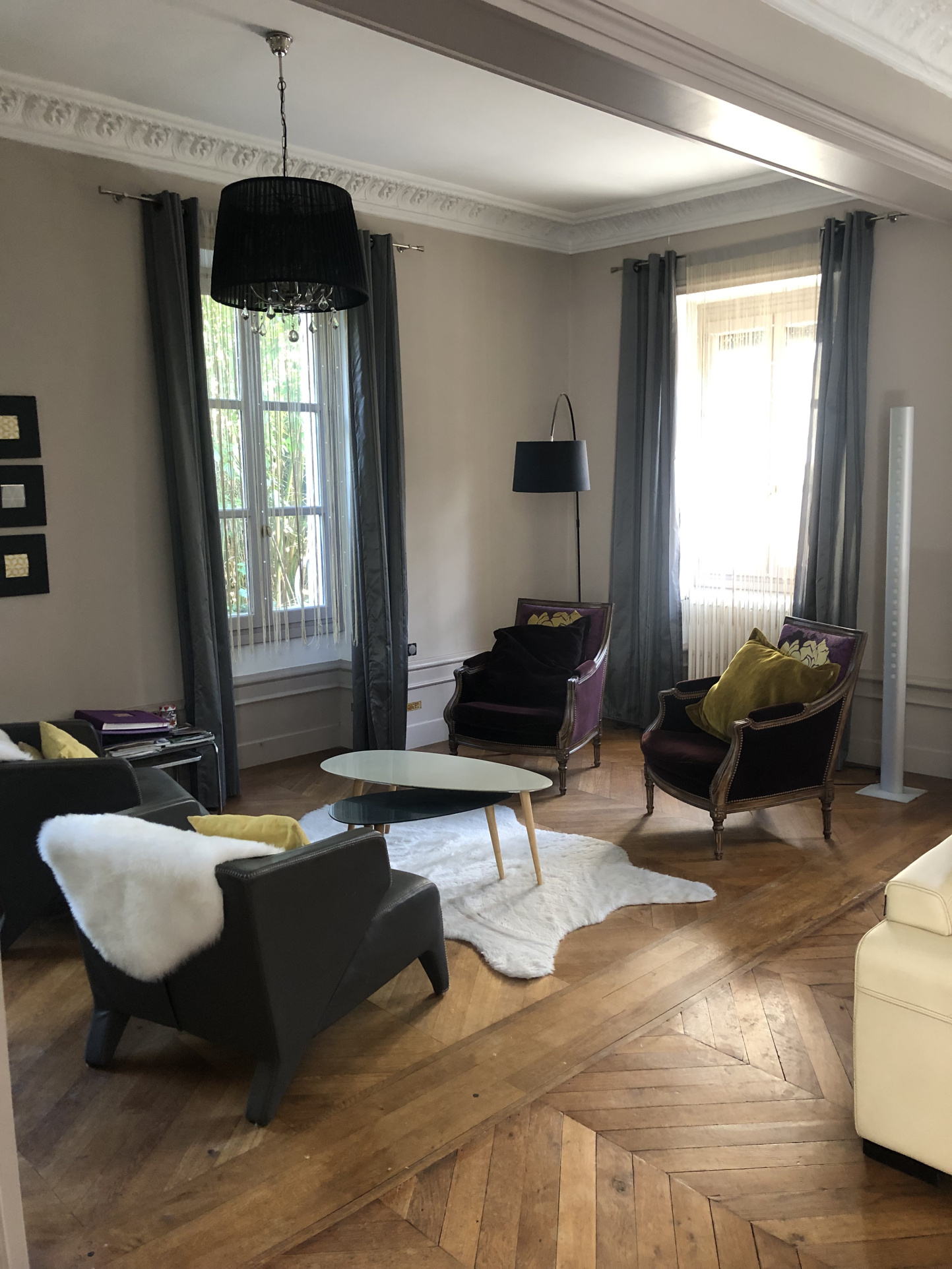 photo_9cfd686256c2e34b1151d919eb2272ff-107026-0.jpg Spacieuse maison familiale de 360 m2 avec dépendance, et gar