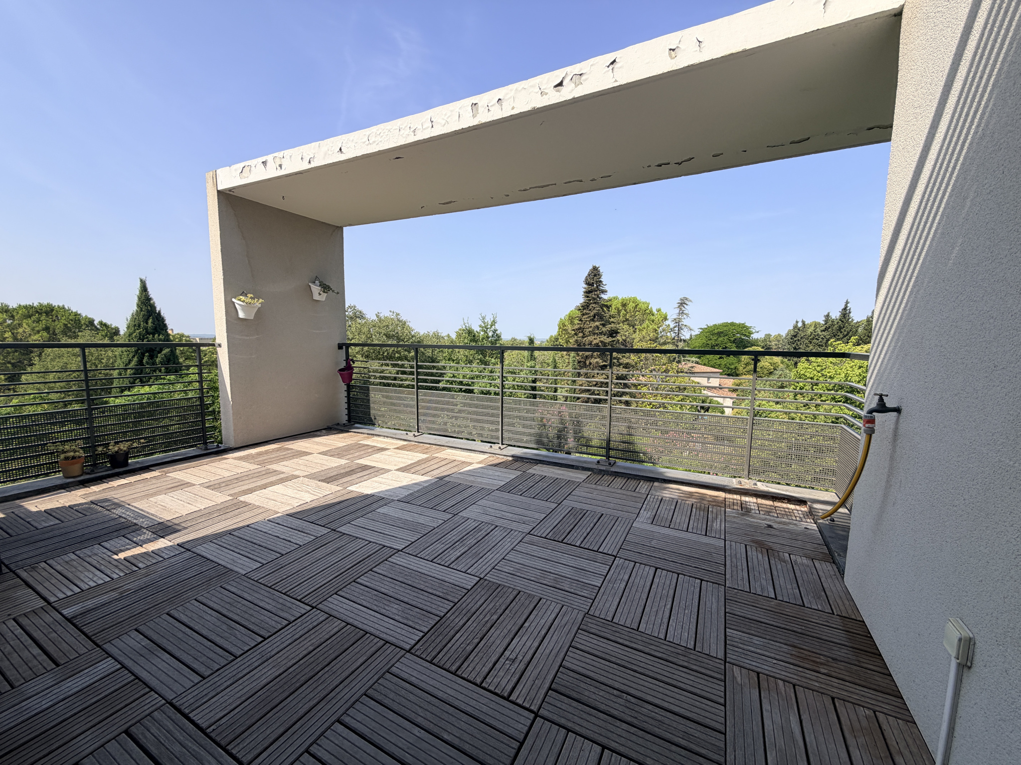 T4 dernier étage – Terrasse – Garage double – 106m2
