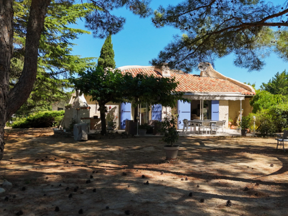 Aix-en-Provence NORD : Maison d’environ 140 m2 dont dépendan