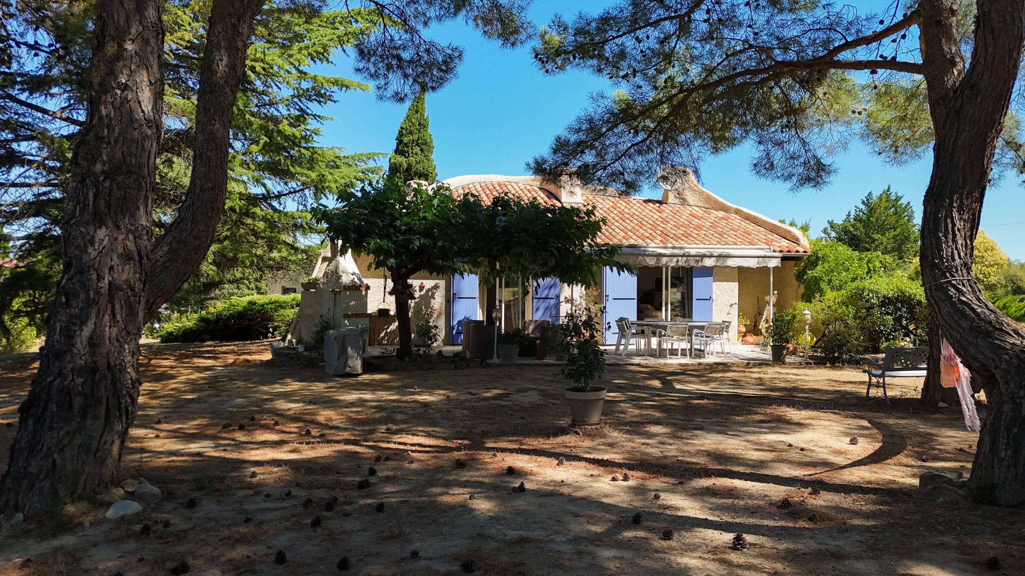 Aix-en-Provence NORD : Maison d’environ 140 m2 dont dépendan