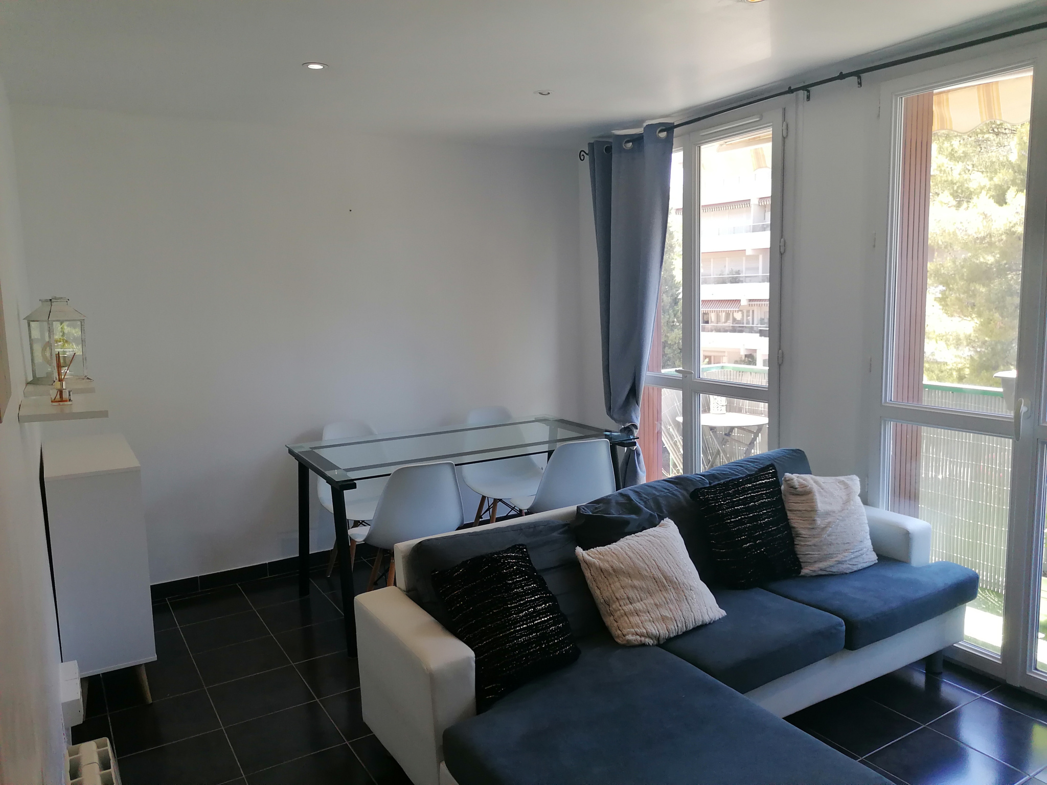 Colocation appartement meublé de type 3 avec balcon, loggia,