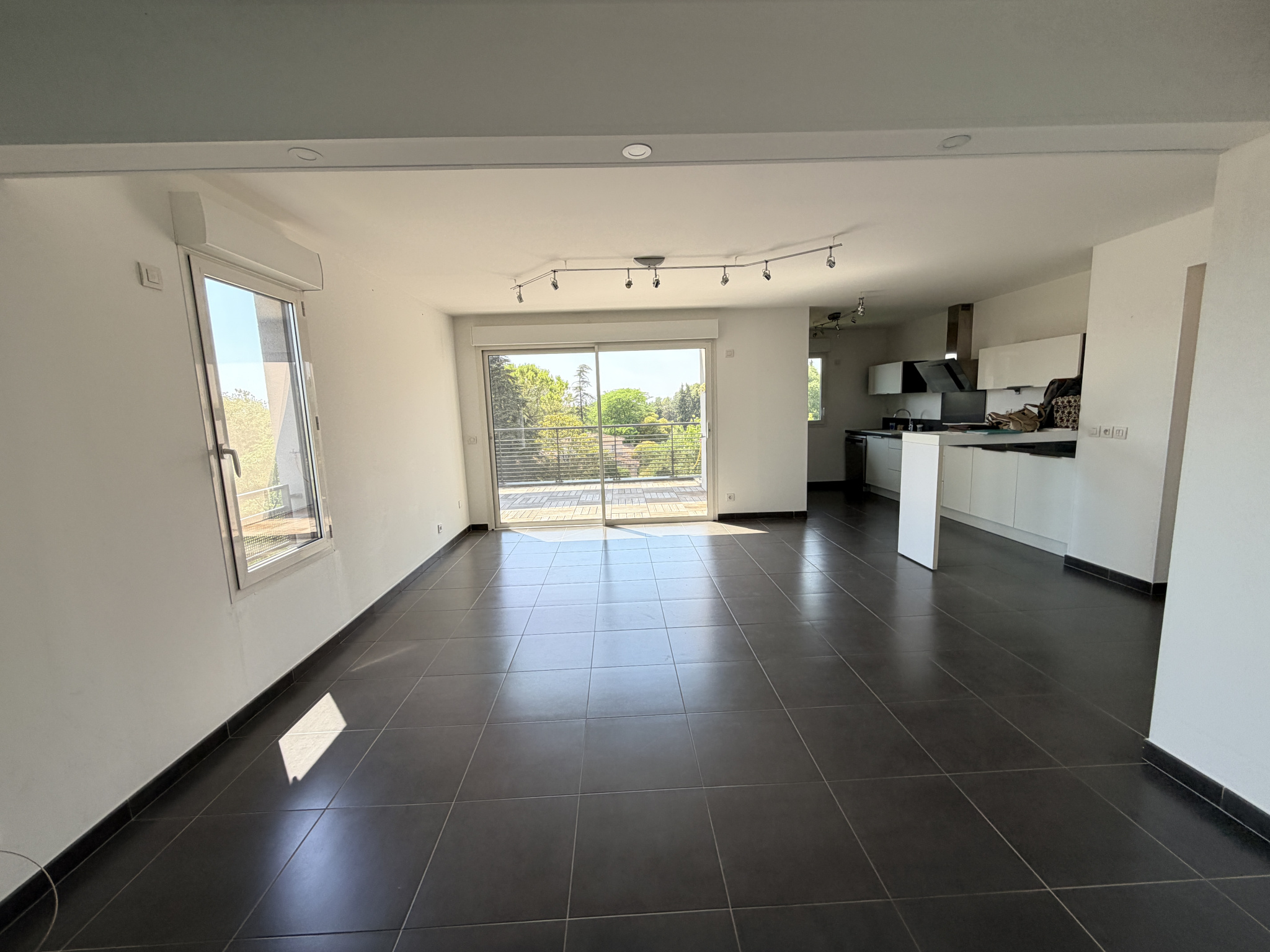 T4 dernier étage – Terrasse – Garage double – 106m2