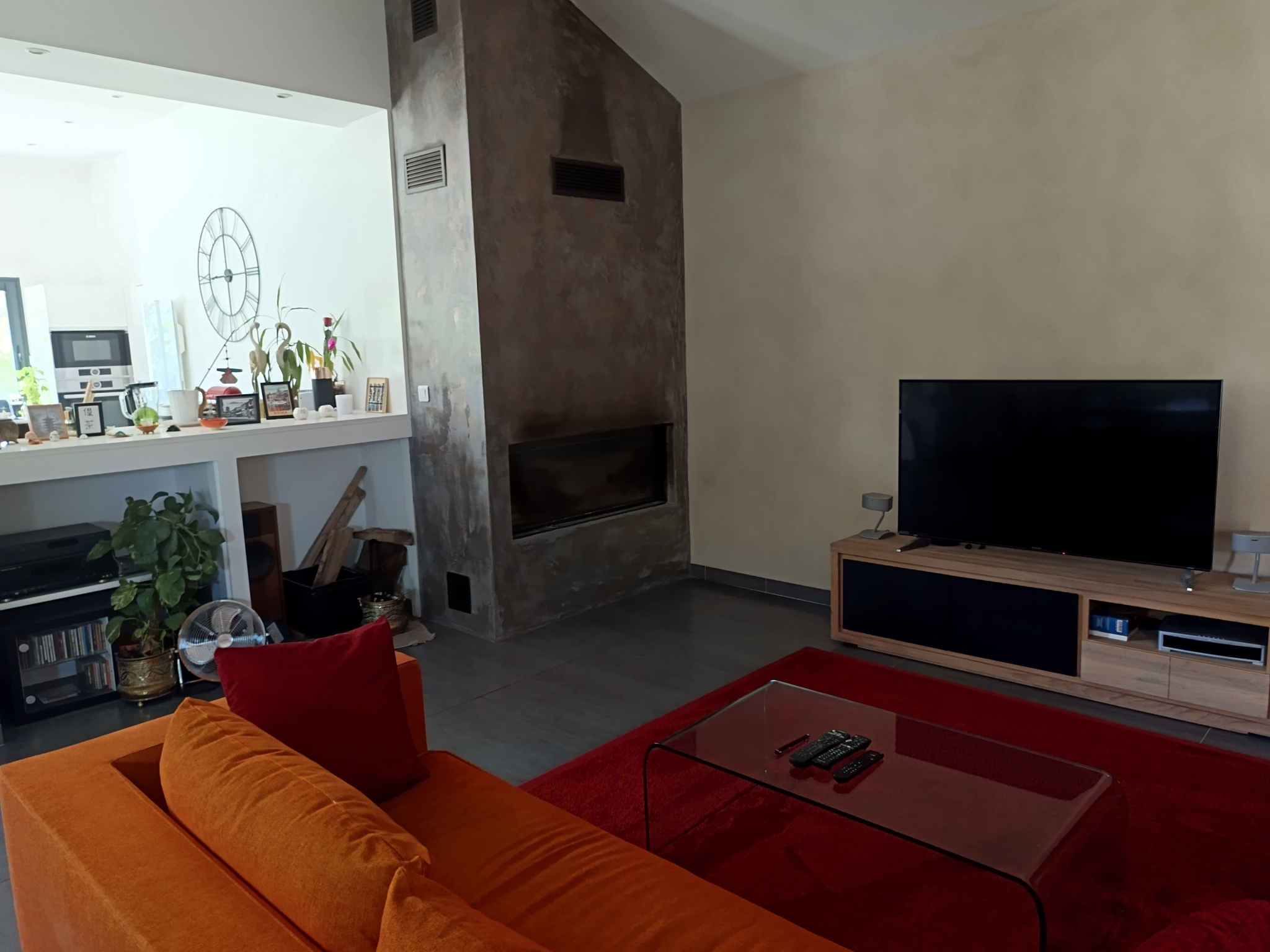 photo_63366d66d91ad6b4d1e459726d9c8a17-107295-0.jpg Propriété de caractère avec piscine – Deux opportunités d’a
