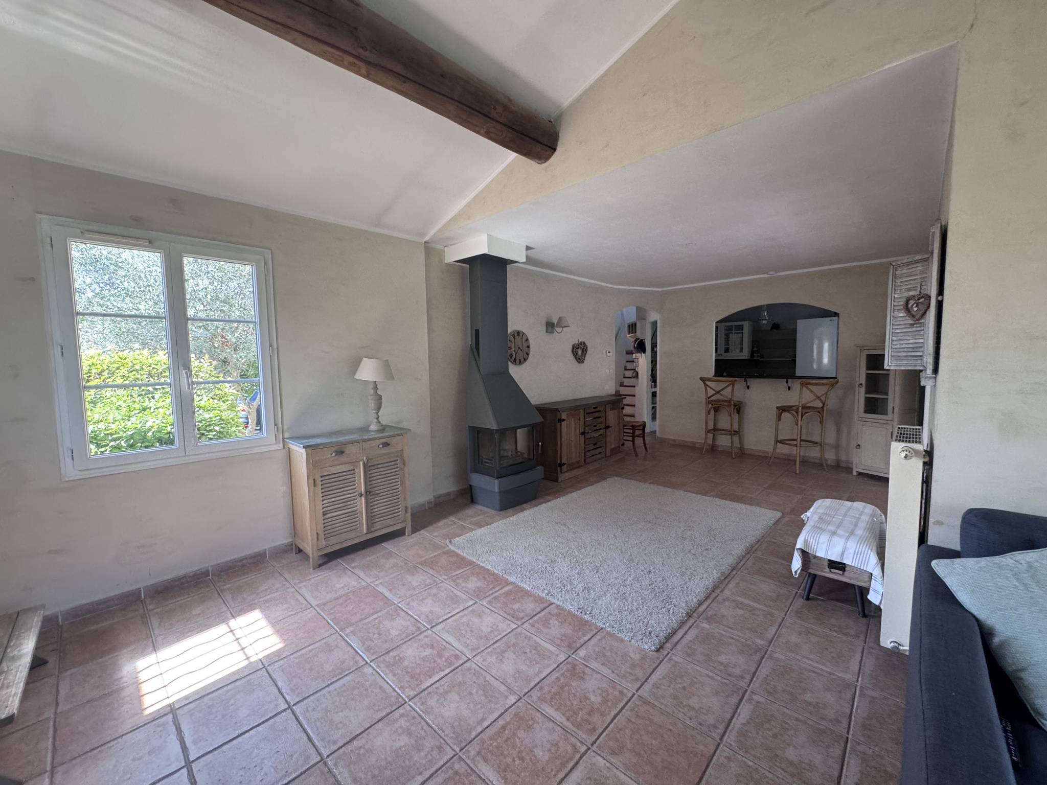 photo_9e9f3d12c3e3a68ba7b8b58eb0554fd2-107364-0.jpg AIX-EN-PROVENCE – Maison meublée avec climatisation, terrass