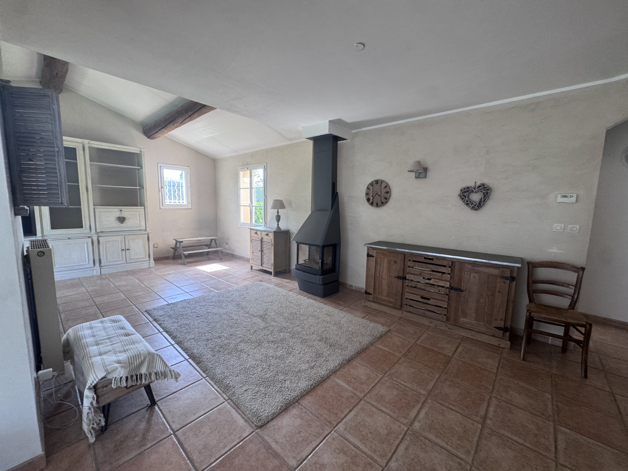 photo_ba55125d66767ebc3fd9ddb0208ca944-107364-0.jpg AIX-EN-PROVENCE – Maison meublée avec climatisation, terrass