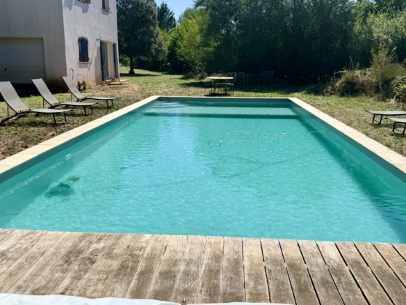 JOUQUES : MAISON 200 M2 AU CALME ABSOLU