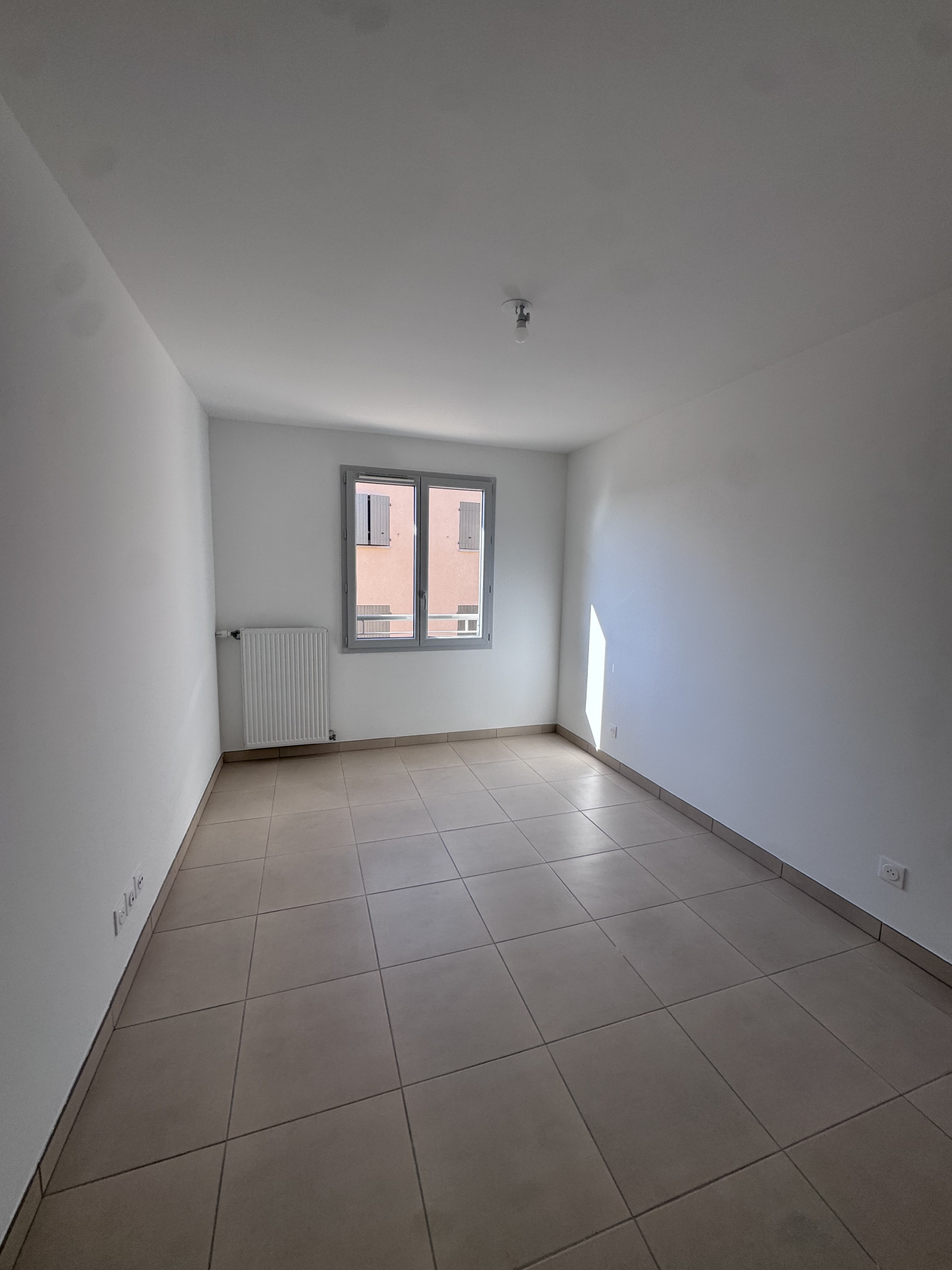 COUDOUX – T3 neuf avec terrasse et 2 parkings privatifs en s
