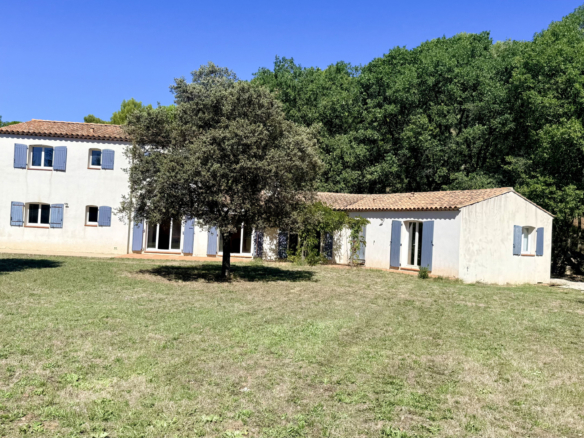 JOUQUES : MAISON 200 M2 AU CALME ABSOLU