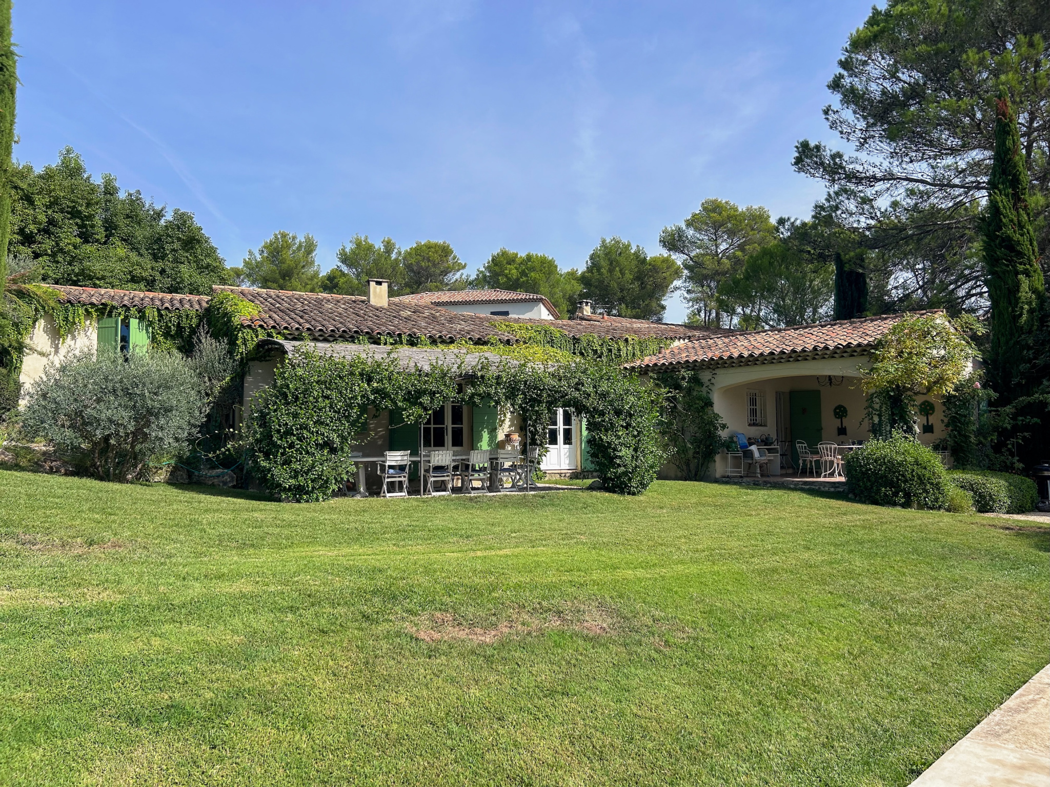 Ventabren Maison de charme au calme absolu
