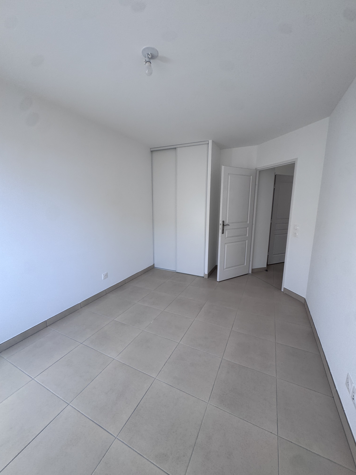 COUDOUX – T3 neuf avec terrasse et 2 parkings privatifs en s