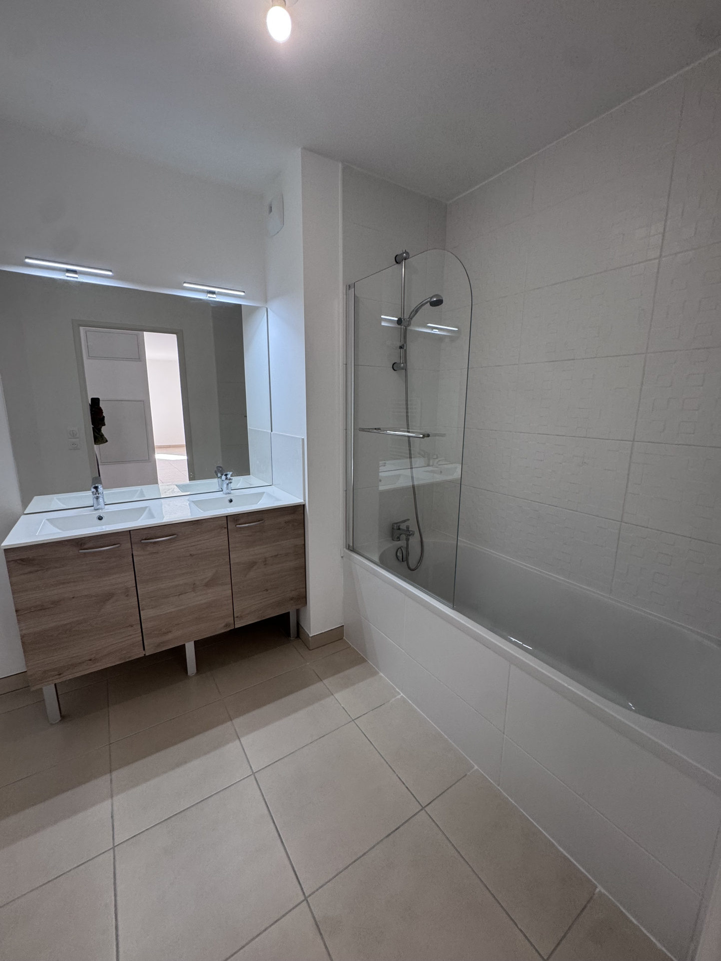 COUDOUX – T3 neuf avec terrasse et 2 parkings privatifs en s