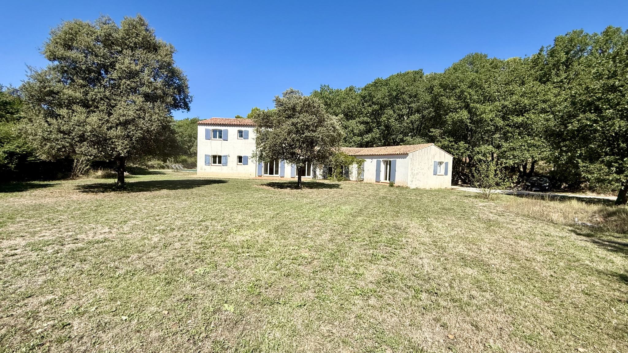 photo_a7de56d13144f872db3dd77d9ebbe507-107543-0.jpg JOUQUES : MAISON 200 M2 AU CALME ABSOLU