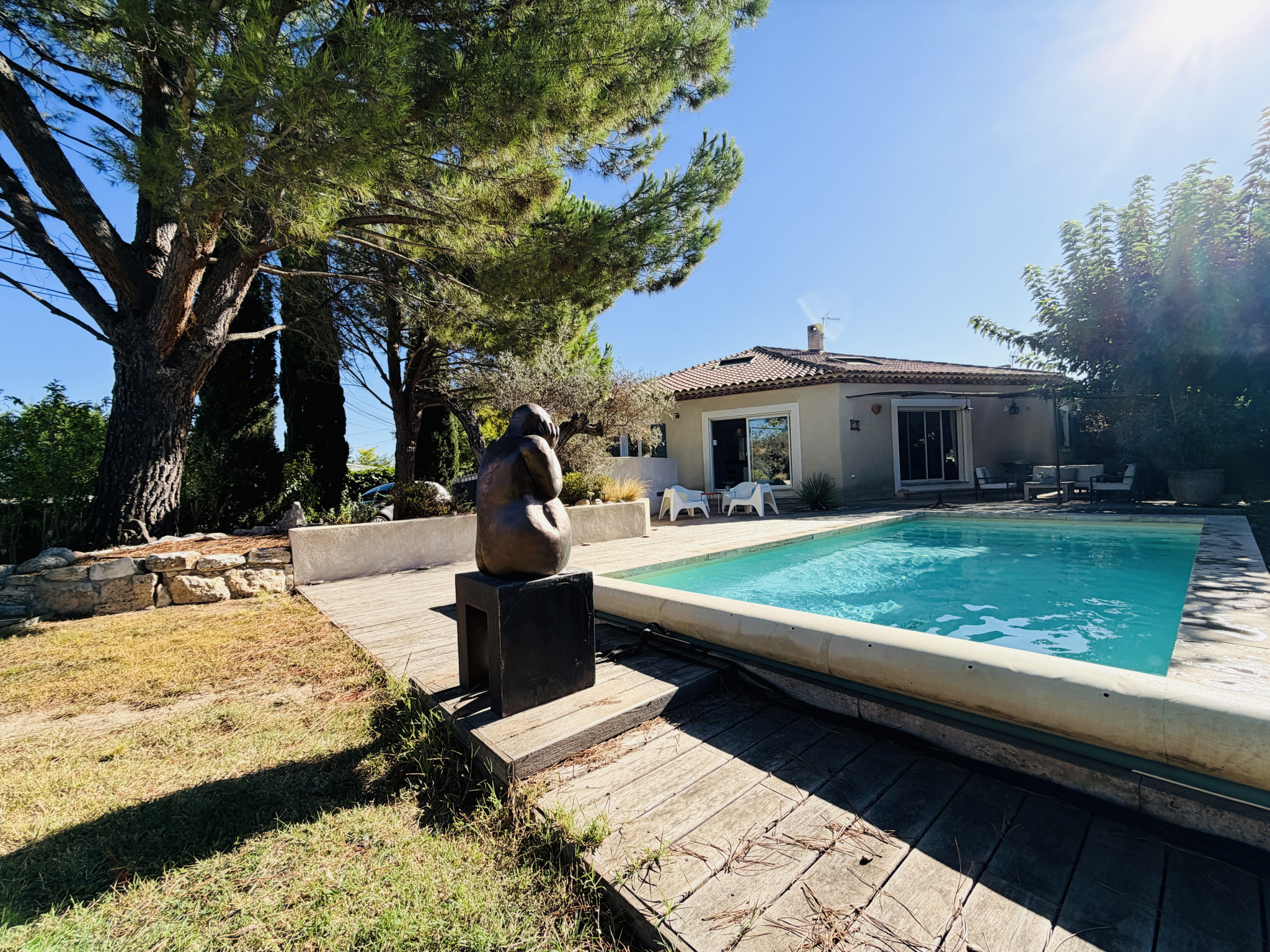 photo_c56d5e5fc4642082a164596638a0a1b2-107590-0.jpg EGUILLES MAISON 130 M2 3 chambres PISCINE
