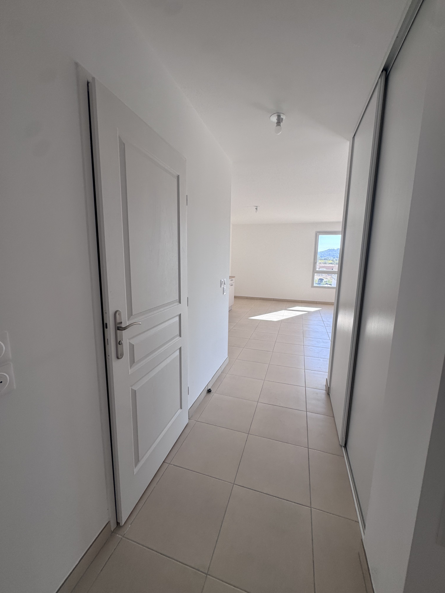 COUDOUX – T3 neuf avec terrasse et 2 parkings privatifs en s
