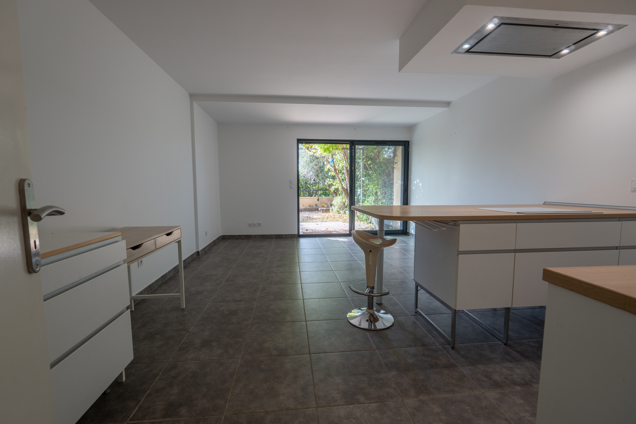 Aix-en-Provence : Duplex d’environ 63 m2 avec jardin et stat